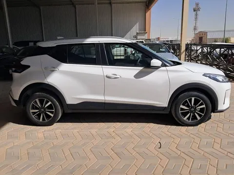 Discover undefined undefined Exterior Interior Images.Find all aspects and details of cars.