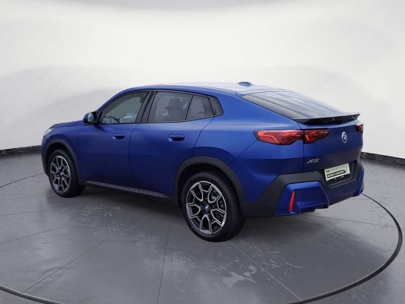 بي أم دبليو X2 2024