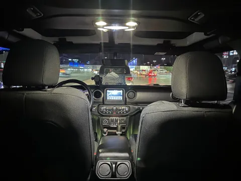 Discover undefined undefined Exterior Interior Images.Find all aspects and details of cars.