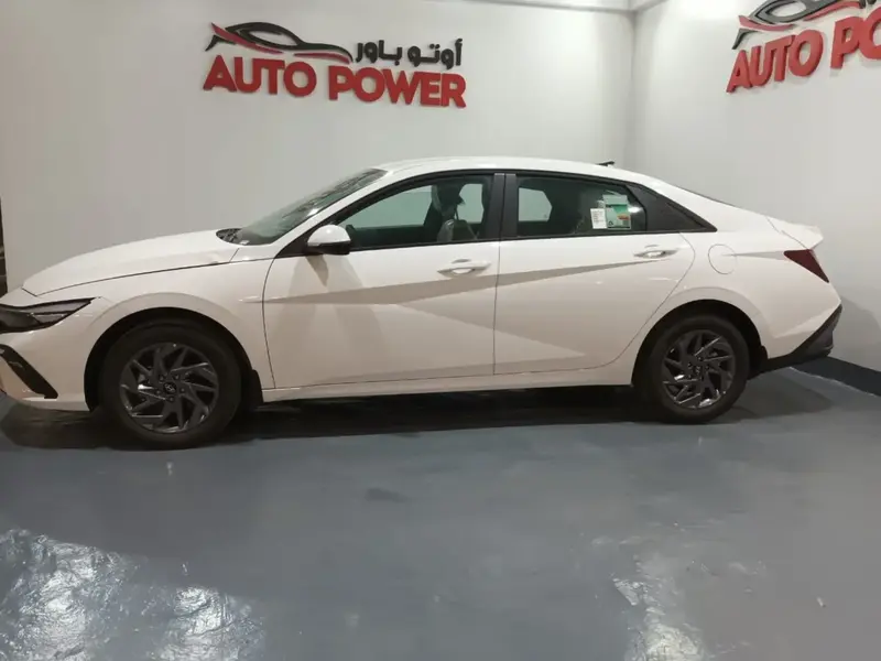 Discover undefined undefined Exterior Interior Images.Find all aspects and details of cars.