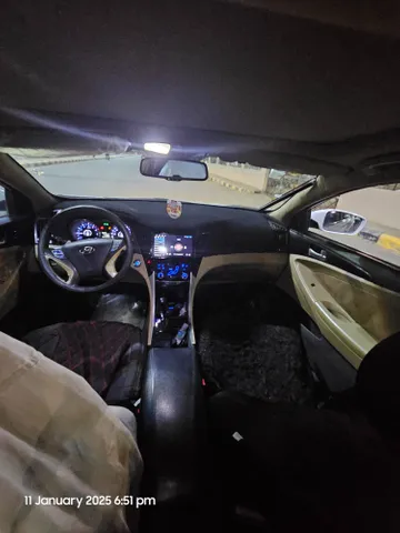 Discover undefined undefined Exterior Interior Images.Find all aspects and details of cars.