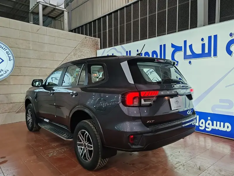 Ford EVEREST 2025