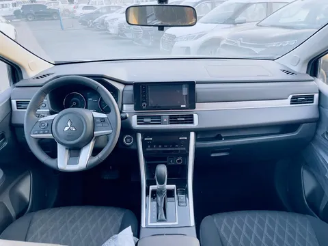 New Mitsubishi Xpander 2024