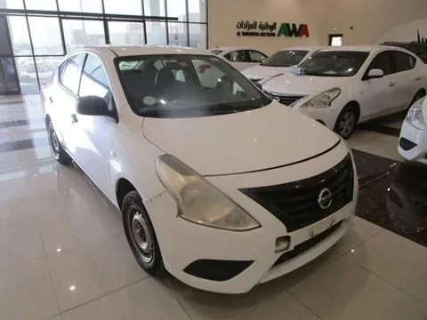 Nissan Sunny 2016