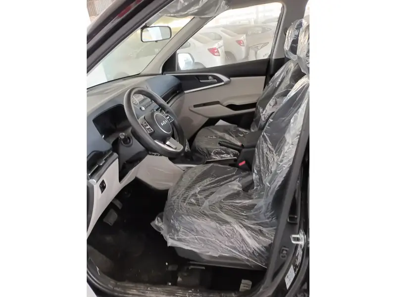 KIA Carens 2024