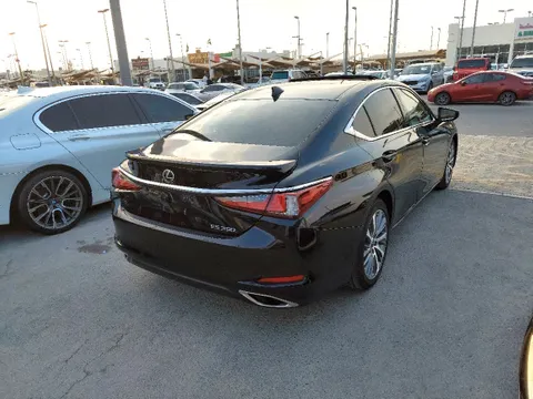 Lexus ES 350 4 door 3.5L 2020