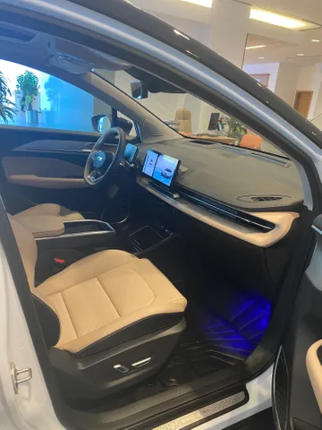 Discover undefined undefined Exterior Interior Images.Find all aspects and details of cars.