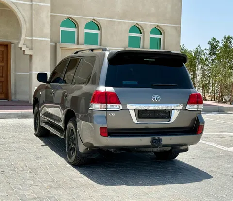 Discover undefined undefined Exterior Interior Images.Find all aspects and details of cars.