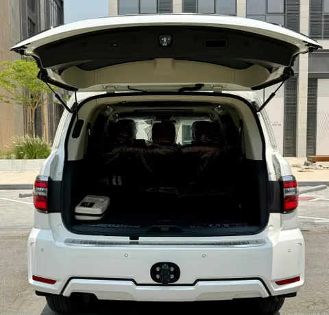 Nissan Patrol 4.0L SE Titanium 2024