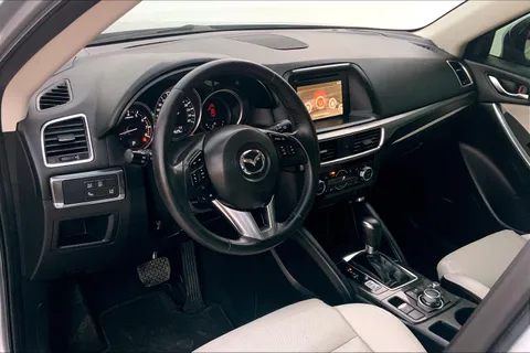 Discover undefined undefined Exterior Interior Images.Find all aspects and details of cars.