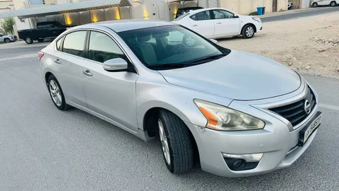 nissan nissan-altima image Nissan Altima 2.5 SL 2013
