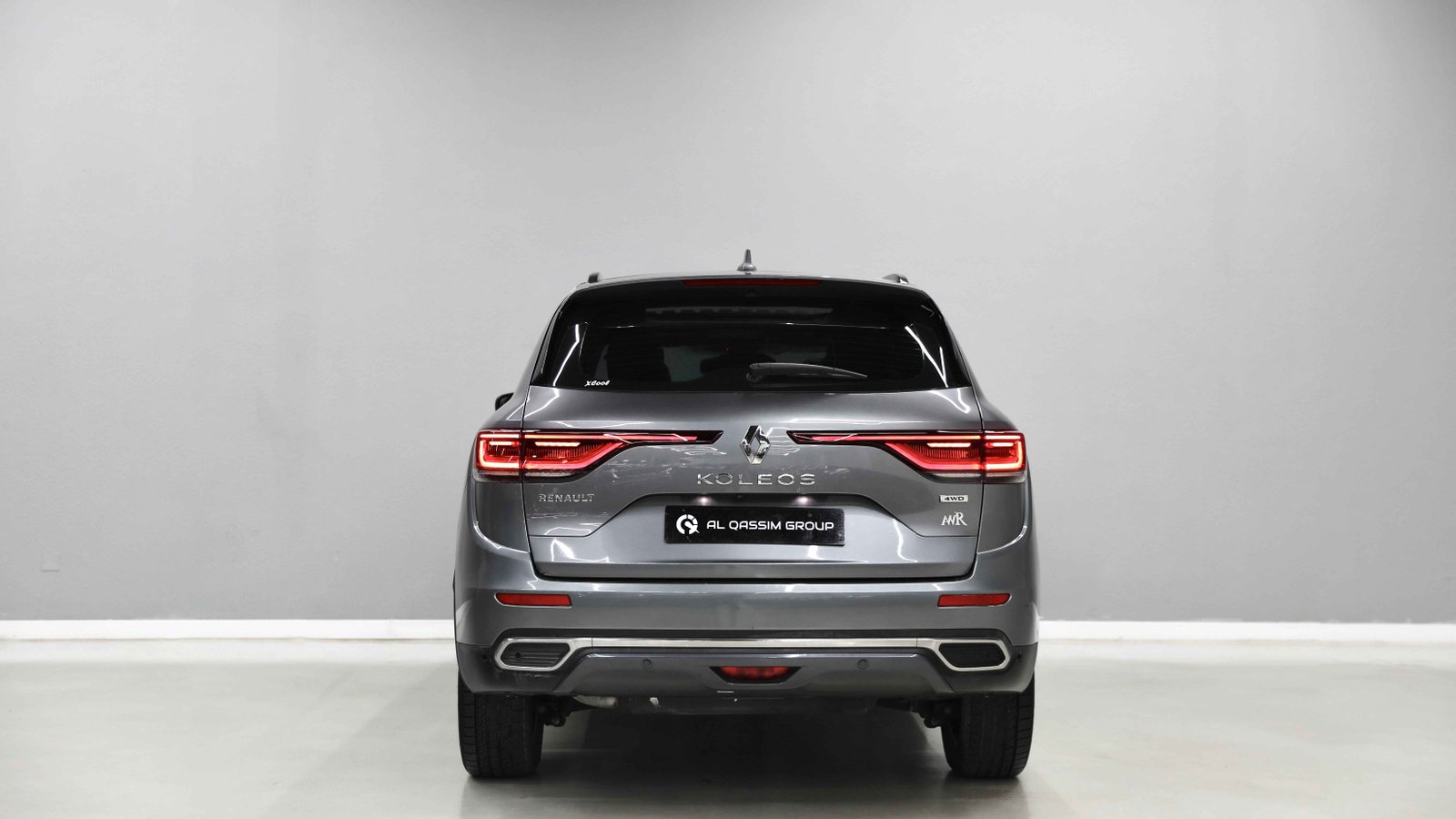 Discover undefined undefined Exterior Interior Images.Find all aspects and details of cars.