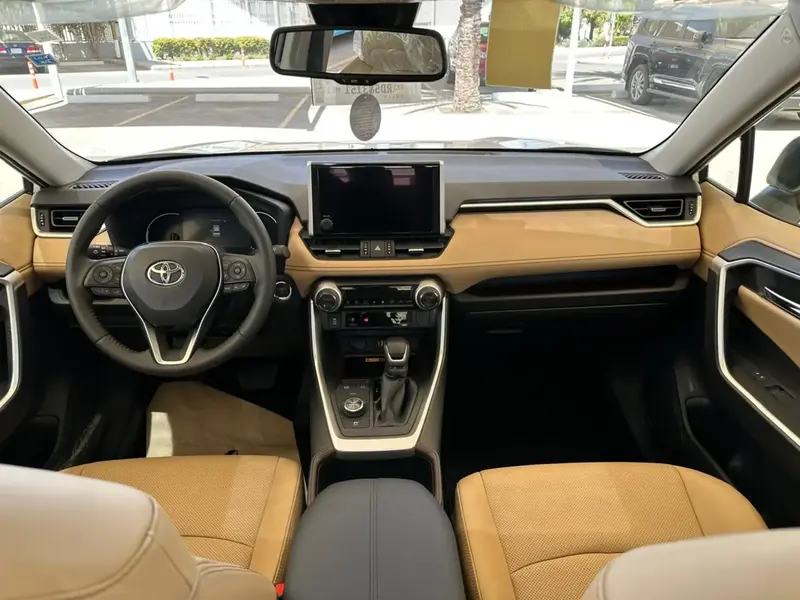 Toyota RAV4 2024, LTD 4X4 HEV, ODO 103KM (full option) cash sale