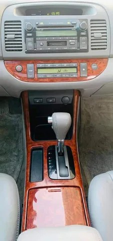 Toyota Camry 2004