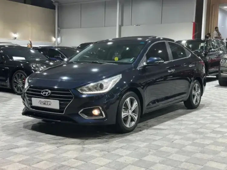 hyundai hyundai-accent image Hyundai Accent 1.6L (Full Option) 2020