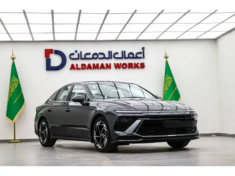 Discover undefined undefined Exterior Interior Images.Find all aspects and details of cars.