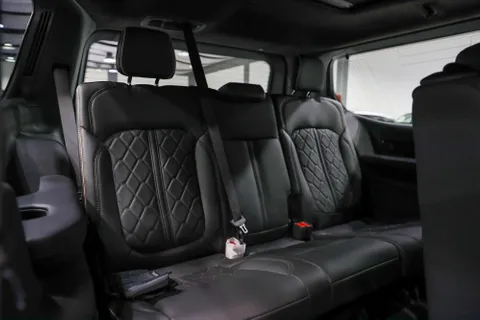 New Jeep Grand Wagoneer 2023