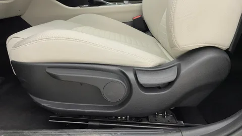 Kia K5 2023