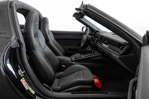 New Porsche 911 Targa 4 GTS 2024