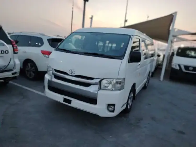 toyota hiace image Toyota Hiace Mid Roof Van 2014