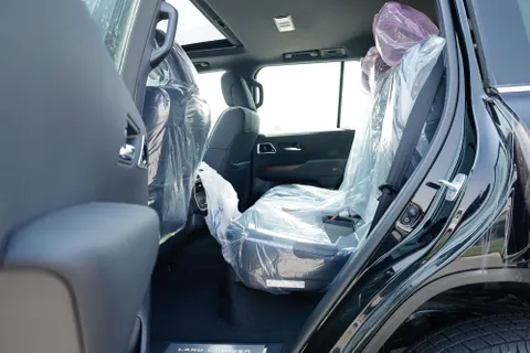 New Toyota Land Cruiser 3.5T VX 2025