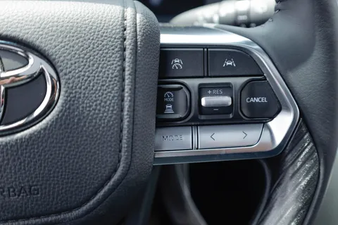 New Toyota Land Cruiser 2025