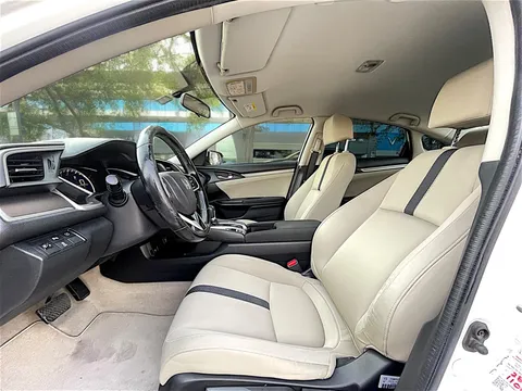 Honda Civic 1.6L EXi 2017
