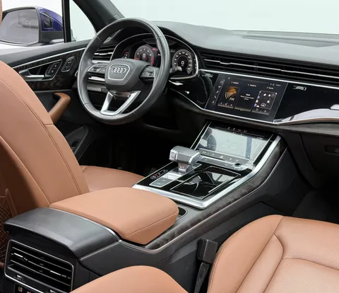 Audi Q7 55 TFSI quattro S-line (340 HP) 2021