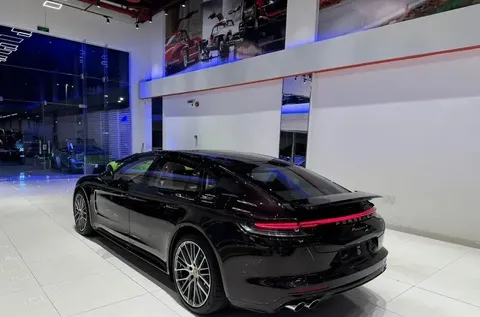 Discover undefined undefined Exterior Interior Images.Find all aspects and details of cars.
