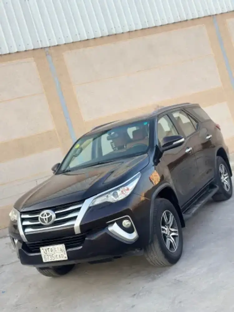 toyota toyota-fortuner image Toyota Fortuner 2017
