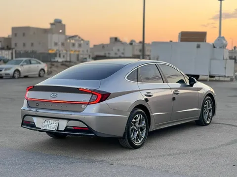 Discover undefined undefined Exterior Interior Images.Find all aspects and details of cars.