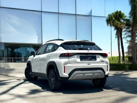 Discover undefined undefined Exterior Interior Images.Find all aspects and details of cars.