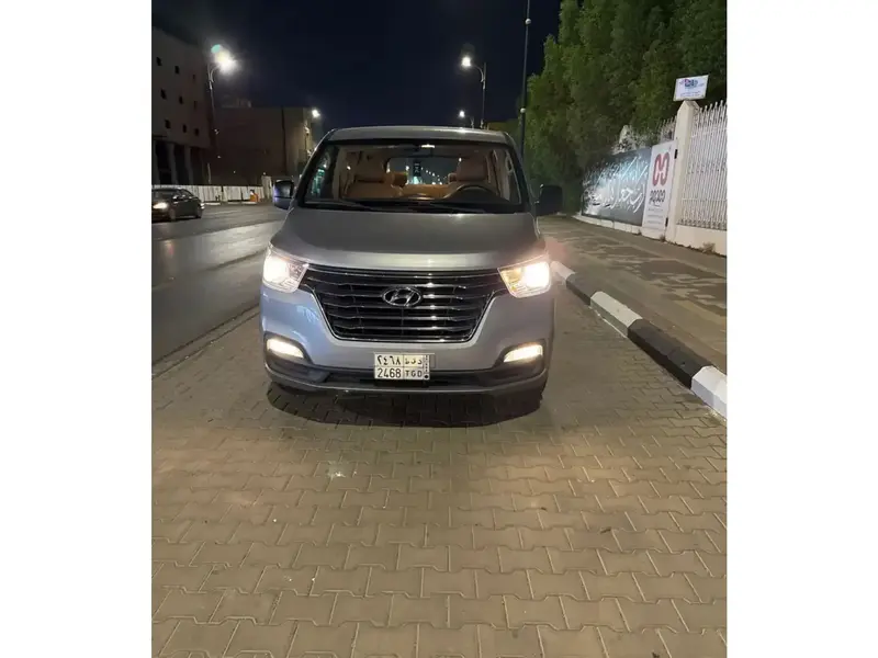 Hyundai H1 2020