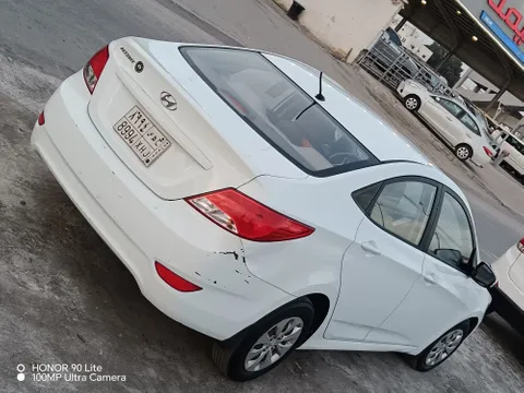 Discover undefined undefined Exterior Interior Images.Find all aspects and details of cars.