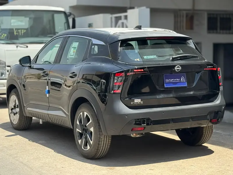 Nissan Kicks 2025