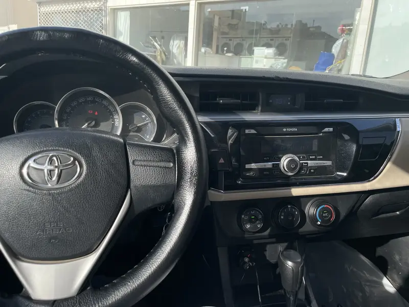 Toyota Corolla 2015