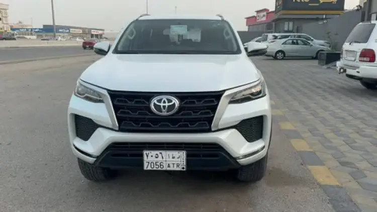 toyota toyota-fortuner image Toyota Fortuner 2014