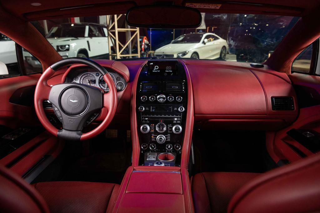 Aston Martin Rapid 2015