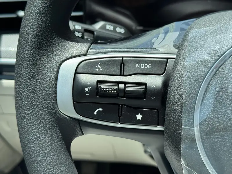 Discover undefined undefined Exterior Interior Images.Find all aspects and details of cars.