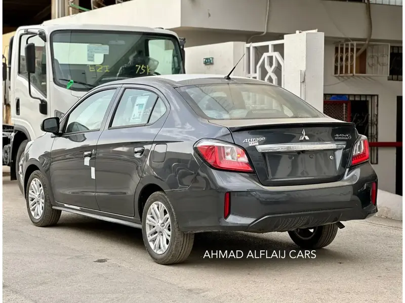 Mitsubishi Attrage 2024