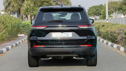 New Jeep Grand Cherokee 3.6L Altitude 2024