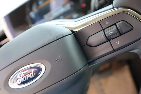 Discover undefined undefined Exterior Interior Images.Find all aspects and details of cars.