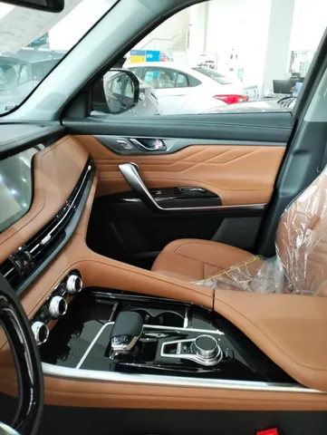 New Changan CS95  2.0T Royal (7-Seater) AWD 2025