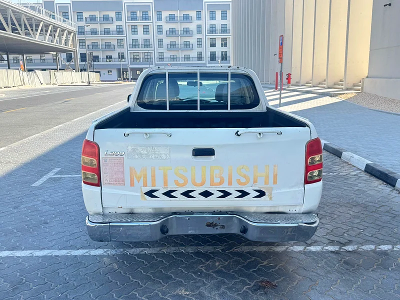 Mitsubishi L200 2016