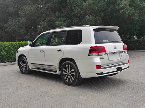 Toyota Land Cruiser 4.0L GXR 2019