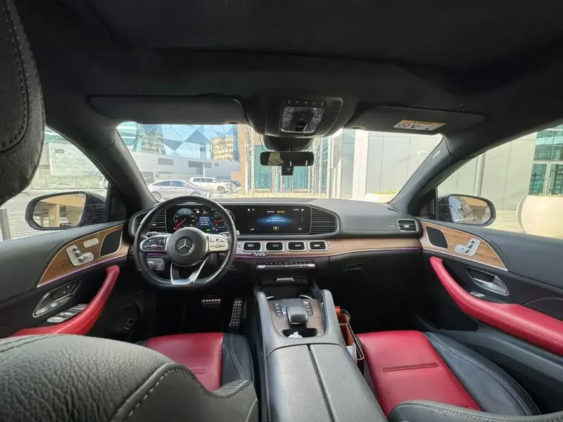 Discover undefined undefined Exterior Interior Images.Find all aspects and details of cars.