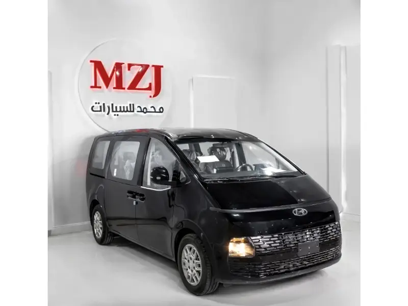 Discover undefined undefined Exterior Interior Images.Find all aspects and details of cars.