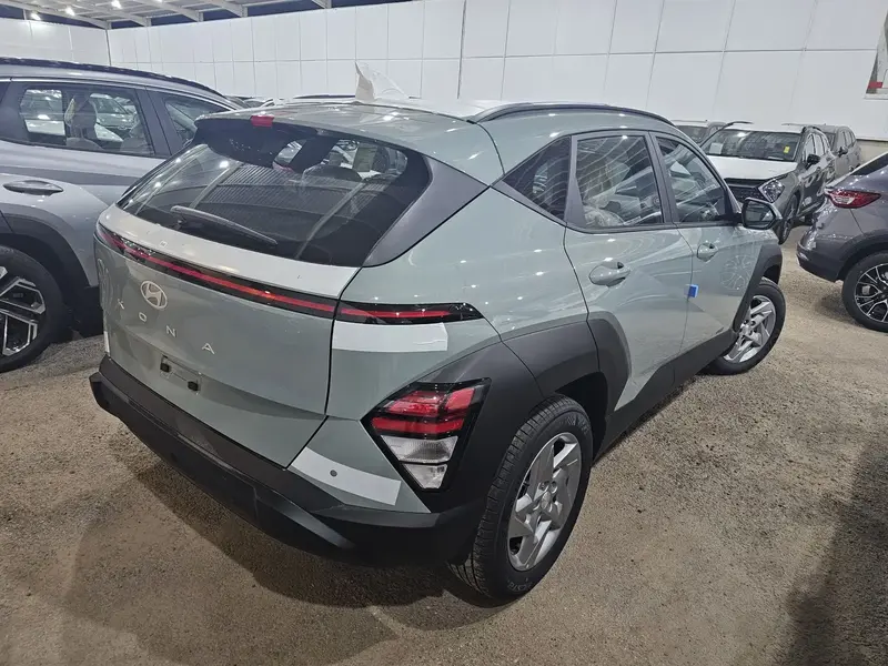 Discover undefined undefined Exterior Interior Images.Find all aspects and details of cars.
