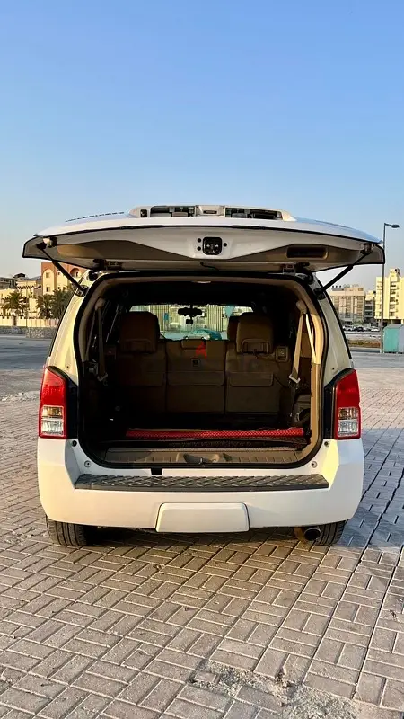 Nissan Pathfinder 2012