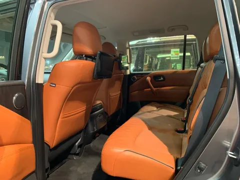 Discover undefined undefined Exterior Interior Images.Find all aspects and details of cars.